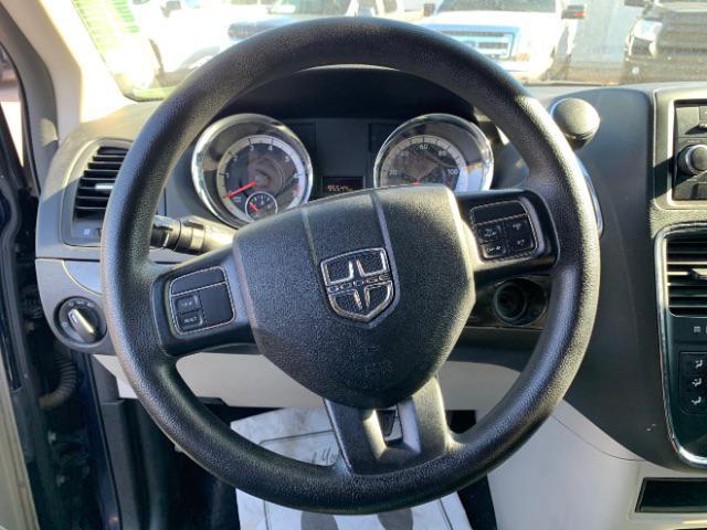 Photo of 2015 True Blue Pearlcoat Dodge Grand Caravan