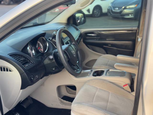 Photo of 2012 Silver Dodge Grand Caravan
