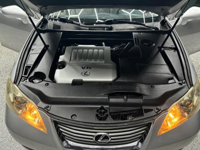Photo of 2008 Moon Shell Mica Lexus ES 350