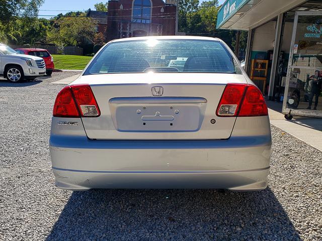 Photo of 2005 Satin Silver Metallic Honda Civic