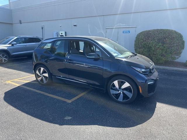Photo of 2018 Imperial Blue Metallic BMW i3