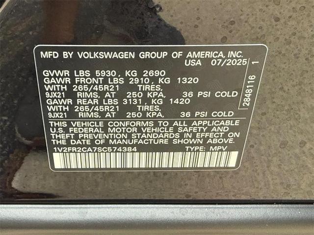 Photo of 2025 Deep Black Pearl Effect Volkswagen Atlas