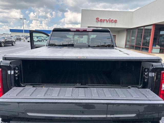 Photo of 2023 Black Chevrolet Silverado 1500