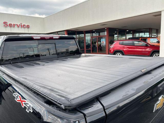 Photo of 2023 Black Chevrolet Silverado 1500