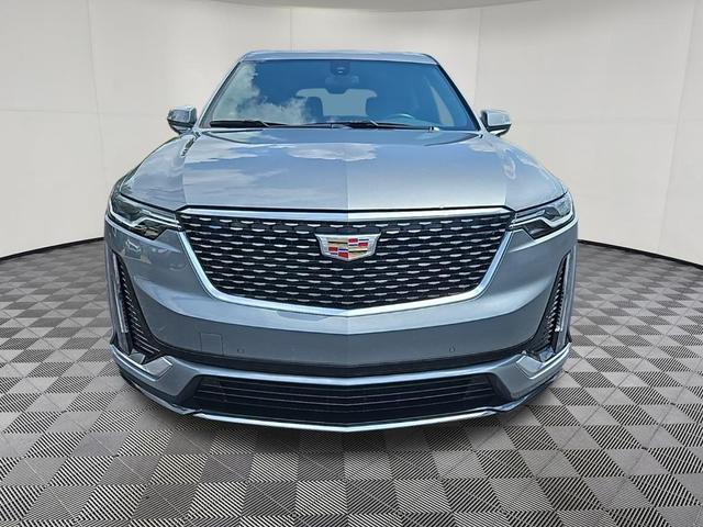 Photo of 2023 Argent Silver Metallic Cadillac XT6