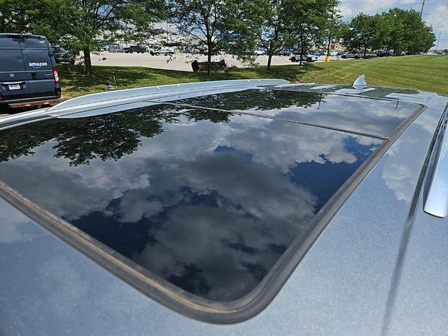 Photo of 2023 Argent Silver Metallic Cadillac XT6