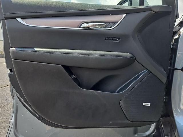 Photo of 2023 Argent Silver Metallic Cadillac XT6