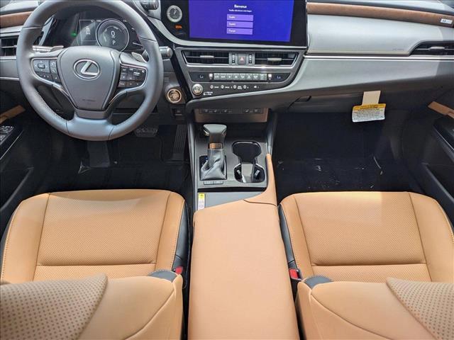 Photo of 2025 Cloudburst Gray Lexus ES 300h