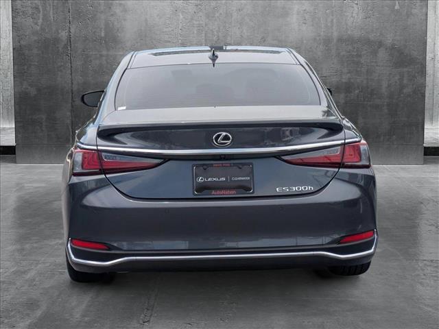 Photo of 2025 Cloudburst Gray Lexus ES 300h