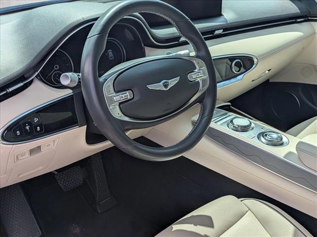 Photo of 2022 Himalayan Gray Genesis GV70