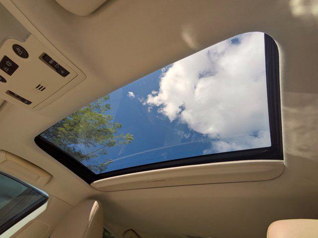 Photo of 2013 Matador Red Mica Lexus ES 350