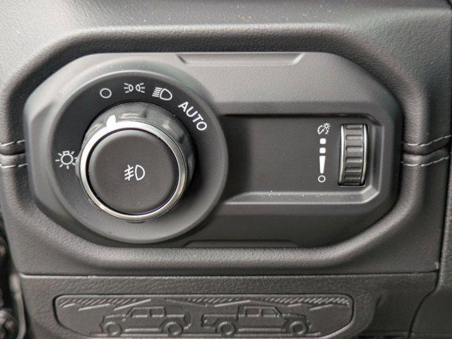 Photo of 2025 Black Clearcoat Jeep Wrangler