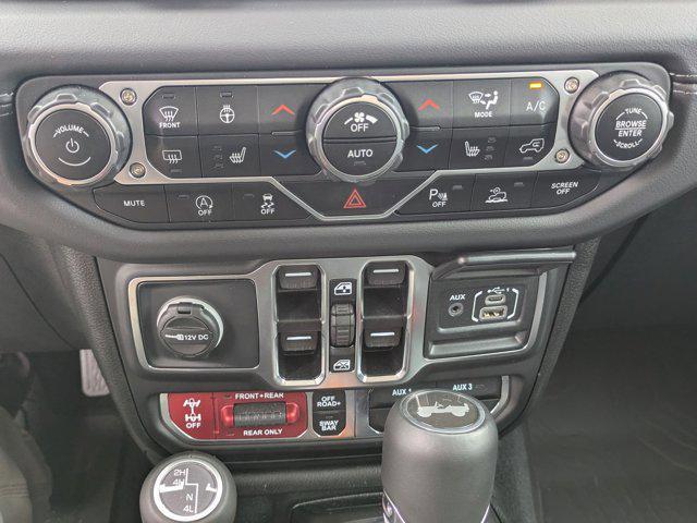 Photo of 2025 Black Clearcoat Jeep Wrangler