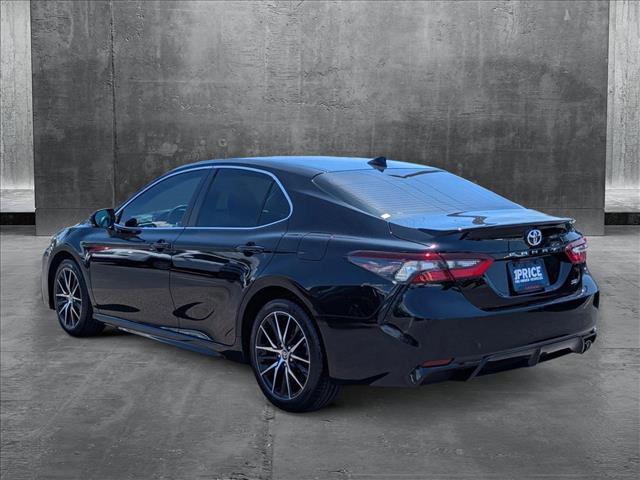 Photo of 2024 Midnight Black Metallic Toyota Camry