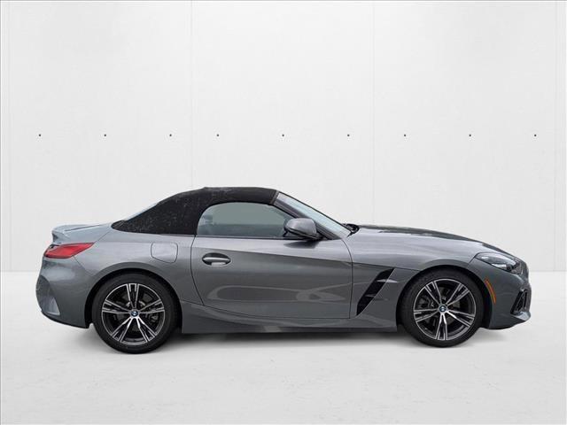 Photo of 2025 Skyscraper Grey Metallic BMW Z4