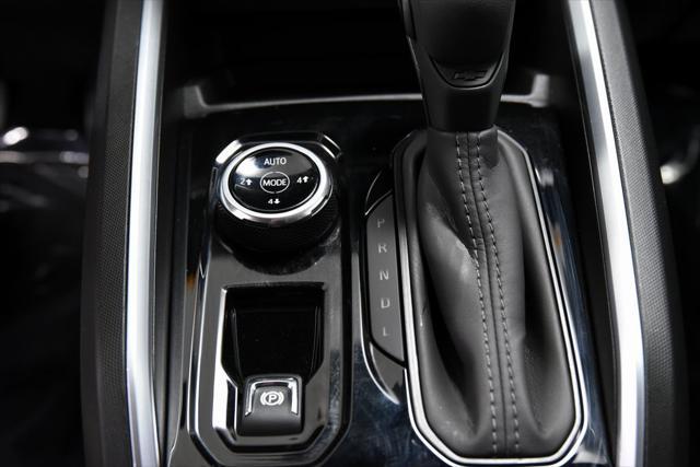 Photo of 2025 Sterling Gray Metallic Chevrolet Colorado