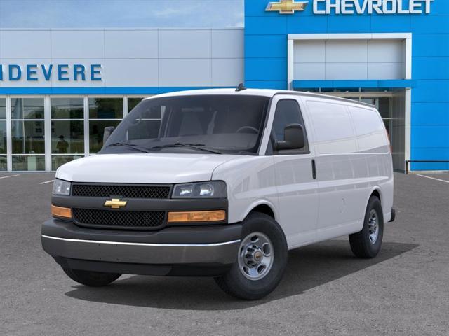 Photo of 2025 Summit White Chevrolet Express 3500