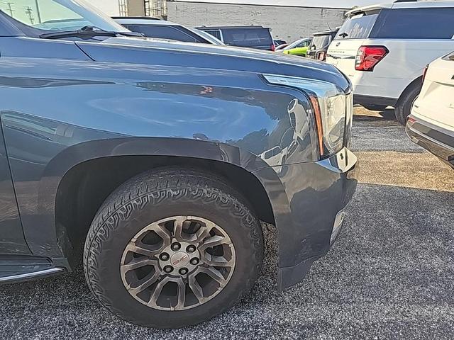 Photo of 2019 Dark Sky Metallic GMC Yukon XL