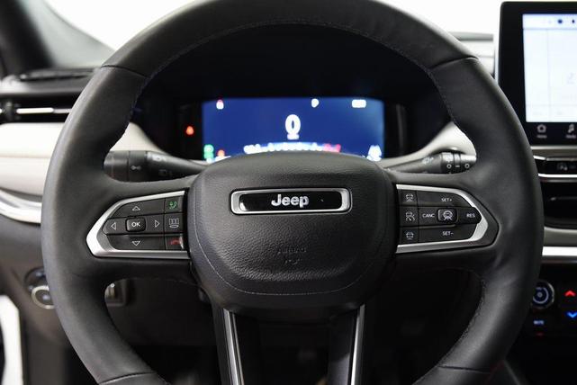 Photo of 2023 Bright White Clearcoat Jeep Compass