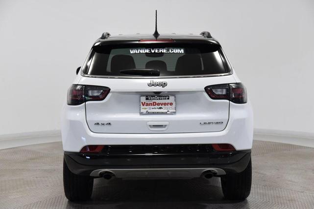 Photo of 2023 Bright White Clearcoat Jeep Compass