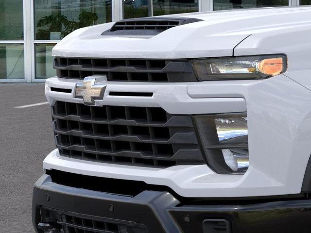 Photo of 2025 Summit White Chevrolet Silverado 2500