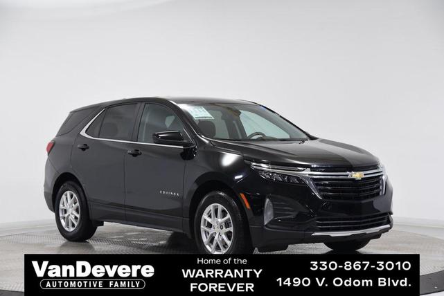 Photo of 2024 Mosaic Black Metallic Chevrolet Equinox