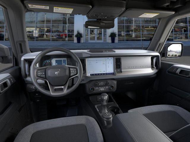 Photo of 2025 Azure Gray Metallic Tri-Coat Ford Bronco