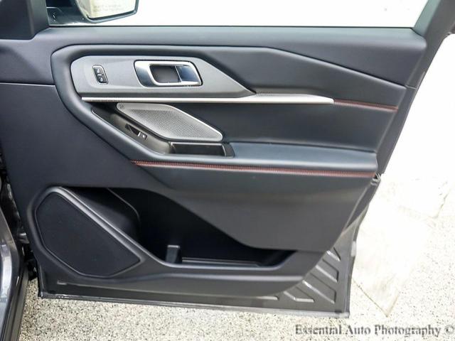 Photo of 2025 Gray Metallic Ford Explorer
