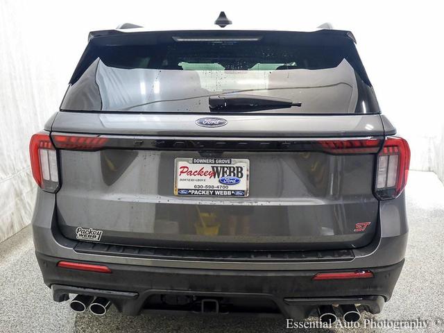 Photo of 2025 Gray Metallic Ford Explorer