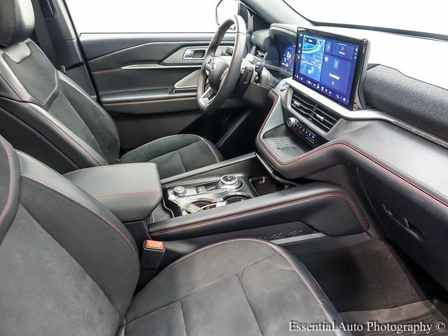 Photo of 2025 Gray Metallic Ford Explorer