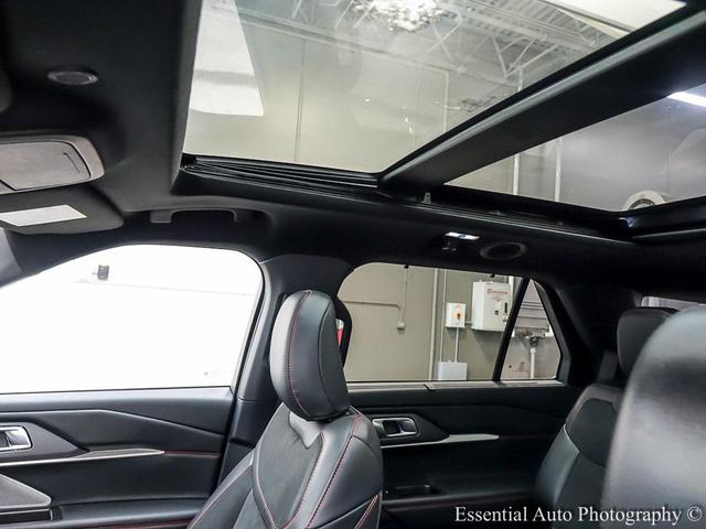 Photo of 2025 Gray Metallic Ford Explorer