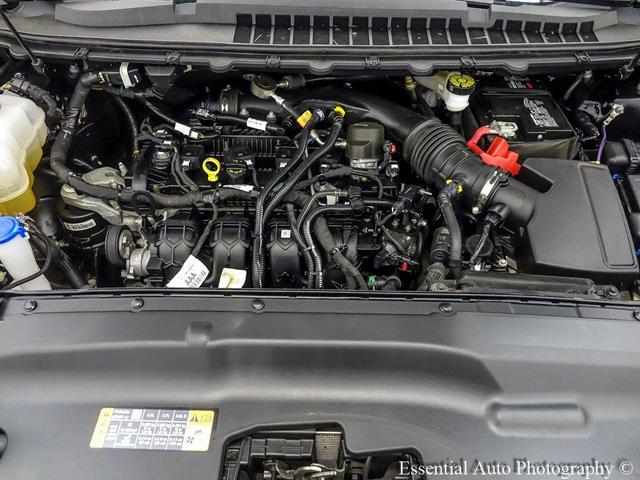 Photo of 2023 Agate Black Metallic Ford Edge