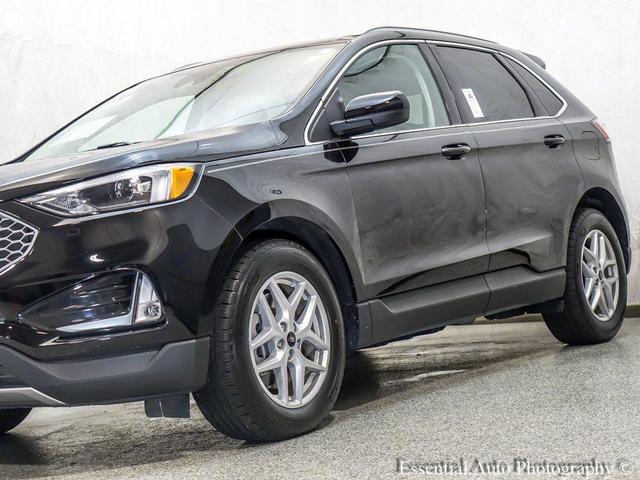 Photo of 2023 Agate Black Metallic Ford Edge