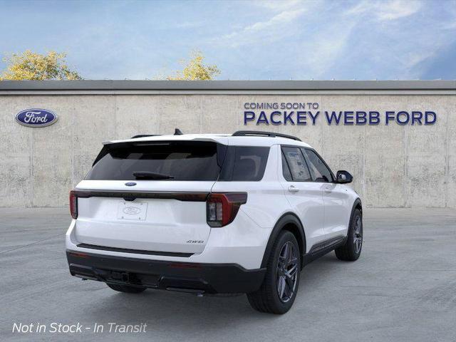 Photo of 2025 Star White Metallic Tri-Coat Ford Explorer