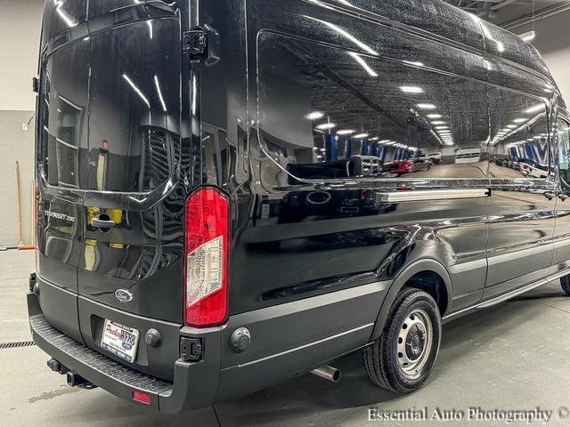 Photo of 2024 Agate Black Metallic Ford Transit-250