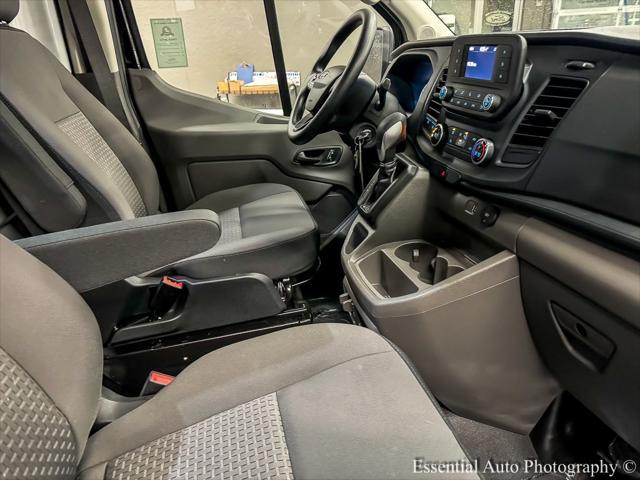 Photo of 2024 Agate Black Metallic Ford Transit-250