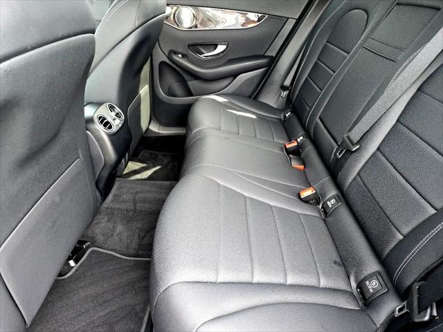 Photo of 2020 GRAY Mercedes-Benz GLC 300