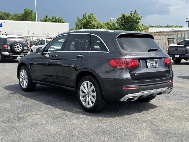 Photo of 2020 GRAY Mercedes-Benz GLC 300