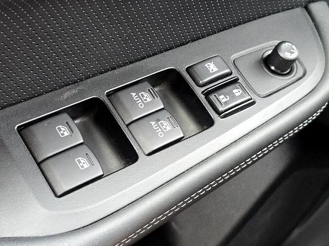 Photo of 2017 Ice Silver Metallic Subaru Legacy