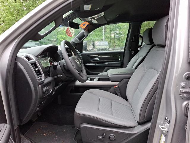 Photo of 2025 Billet Silver Metallic Clearcoat RAM 1500