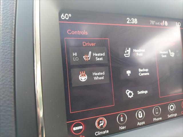 Photo of 2019 Granite Metallic Clearcoat Dodge Durango