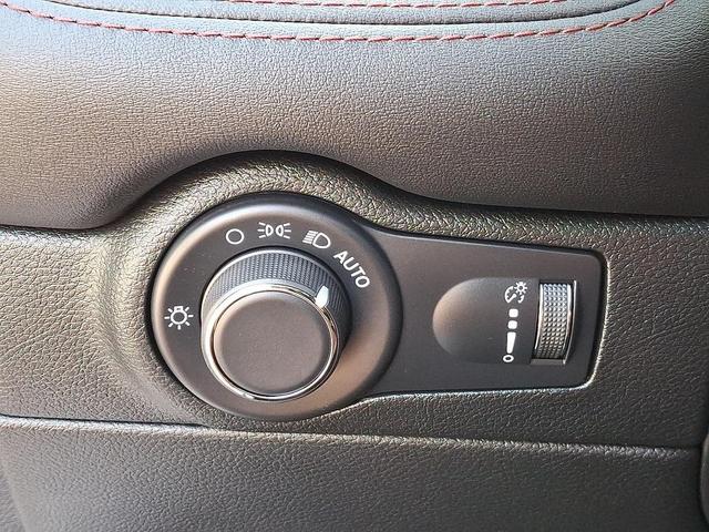Photo of 2024 White Knuckle Clearcoat Dodge Durango