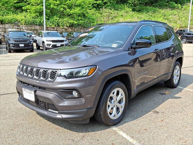Photo of 2024 Baltic Gray Metallic Clearcoat Jeep Compass