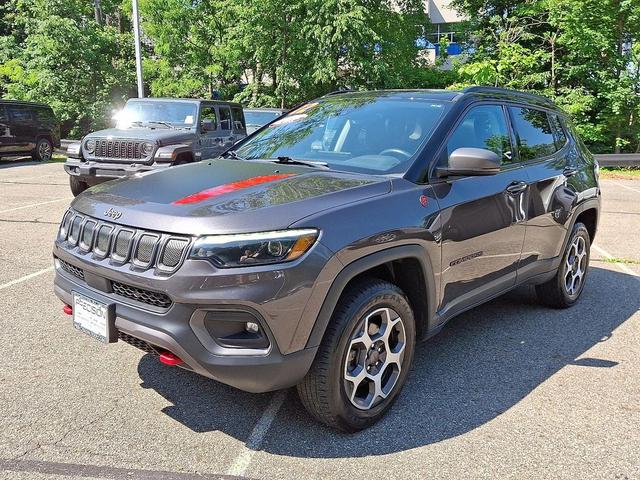Photo of 2022 Granite Crystal Metallic Clearcoat Jeep Compass