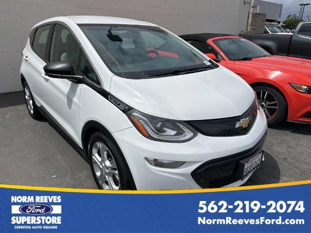Photo of 2019 Summit White Chevrolet Bolt EV