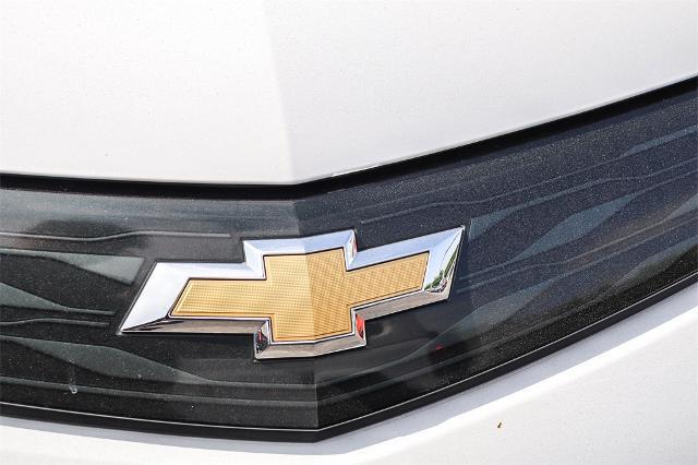 Photo of 2019 Summit White Chevrolet Bolt EV
