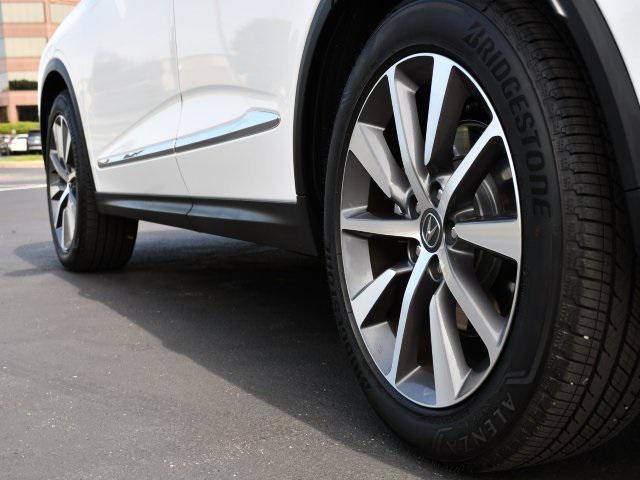 Photo of 2025 Platinum White Pearl Acura MDX
