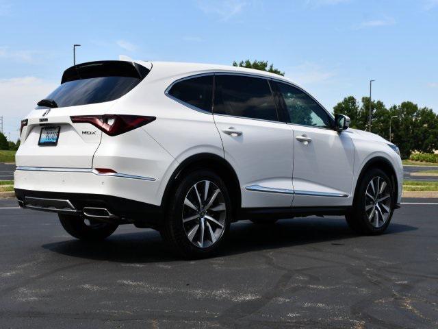 Photo of 2025 Platinum White Pearl Acura MDX