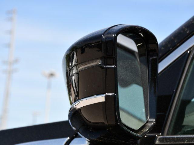 Photo of 2025 Majestic Black Pearl Acura MDX