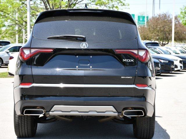 Photo of 2025 Majestic Black Pearl Acura MDX